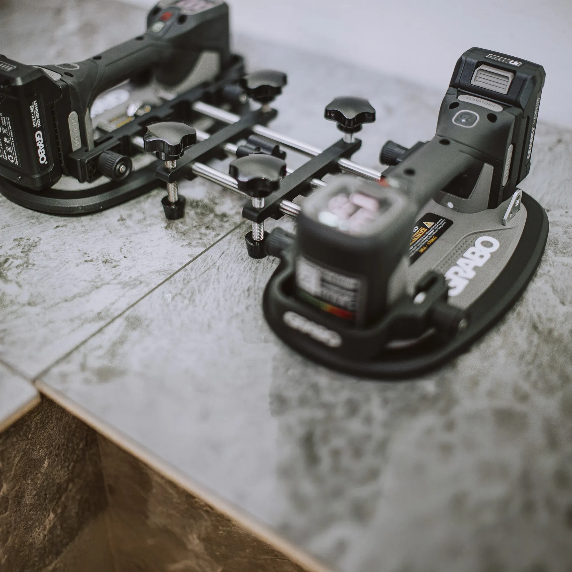 GRABO Seam Setter V2 in use - view 4